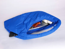 Cargar imagen en el visor de la galería, Bolso Nico: Azul cobalto