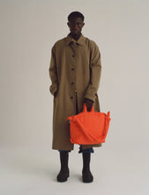 Load image into Gallery viewer, Bolsa blanda Ona: Algodón a rayas rojas