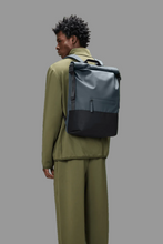 Cargar imagen en el visor de la galería, Trail Rolltop Backpack - Lagoon