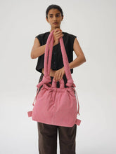 Load image into Gallery viewer, Bolsa blanda Ona: Algodón a rayas rojas