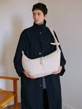 Cargar imagen en el visor de la galería, Bolso Mila: Negro