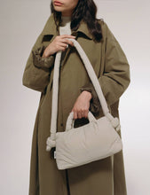 Load image into Gallery viewer, Bolsa blanda MiniOna: Negro