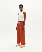 Load image into Gallery viewer, Pantalon rojo Trash Eri