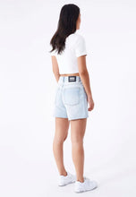 Cargar imagen en el visor de la galería, Rose Shorts - Canyon Pale Worn Raw Hem