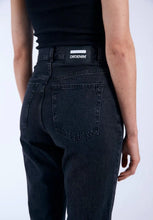 Load image into Gallery viewer, Nora - Retro Black