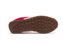 Load image into Gallery viewer, TRAINER 80 Red/White UNISEX