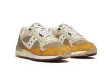 Load image into Gallery viewer, Shadow 5000 Beige/Off White - Unisex