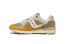 Load image into Gallery viewer, Shadow 5000 Beige/Off White - Unisex