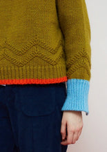 Load image into Gallery viewer, Jersey Serpentine Ocre