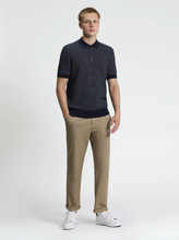 Cargar imagen en el visor de la galería, Short Sleeve Bi Colour Knitted Polo - Dark Navy