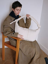 Cargar imagen en el visor de la galería, Bolso Mila: Negro