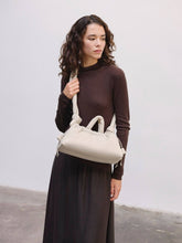 Load image into Gallery viewer, Bolso Baguette Ona: Azul cobalto