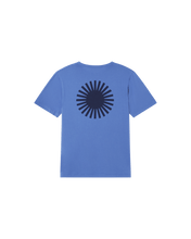 Cargar imagen en el visor de la galería, Heritage Blue Big Sol T-Shirt
