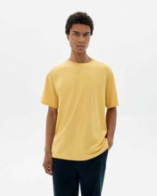 Cargar imagen en el visor de la galería, Camiseta amarilla bordada a mano flower Aaron