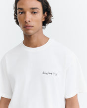 Load image into Gallery viewer, Camiseta Long Hug Aaron