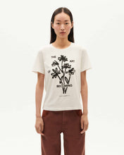 Load image into Gallery viewer, Camiseta blanca becoming Ida