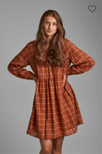 Load image into Gallery viewer, Nubethesda Dress - lacontra
