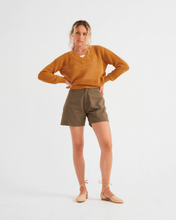 Cargar imagen en el visor de la galería, GREEN GARDENIA SHORTS - lacontra