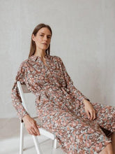 Load image into Gallery viewer, VESTIDO CAMISERO RETRO - lacontra