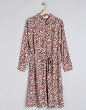 Load image into Gallery viewer, VESTIDO CAMISERO RETRO - lacontra