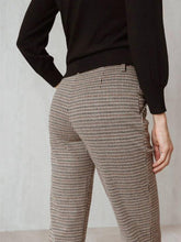 Load image into Gallery viewer, PANTALÓN CHINO CUADROS - lacontra