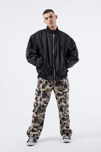 Load image into Gallery viewer, Hector Bomber Jacket - Black - lacontra