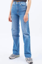 Load image into Gallery viewer, Moxy Straight - Cape Sky Worn - lacontra