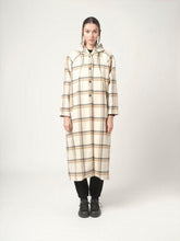 Load image into Gallery viewer, Camil Coat - Sand Check - lacontra