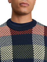 Cargar imagen en el visor de la galería, Jacquard Check Crew in Dark Navy
