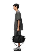 Cargar imagen en el visor de la galería, Hilo Weekend Bag Small - Black Grain
