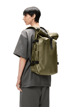 Cargar imagen en el visor de la galería, Rolltop Rucksack Large - Revel
