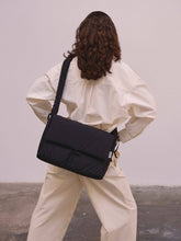 Cargar imagen en el visor de la galería, Oficina Nina Bag: Negro
