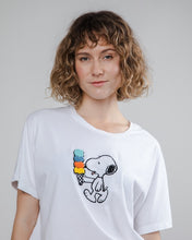 Load image into Gallery viewer, Peanuts Icecream Oversize Tee White
