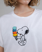Load image into Gallery viewer, Peanuts Icecream Oversize Tee White
