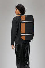 Load image into Gallery viewer, Texel Duffel Bag Small - Rust
