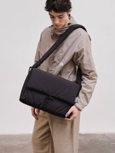 Cargar imagen en el visor de la galería, Oficina Nina Bag: Negro
