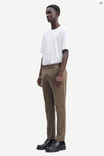 Load image into Gallery viewer, Frankie Trousers 10821 - Crocodile
