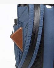 Cargar imagen en el visor de la galería, Macaroon Go Wild Series Navy X Grey Backpack
