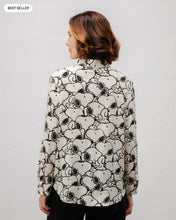 Load image into Gallery viewer, Blusa Viscosa Peanuts B&amp;W Ecru

