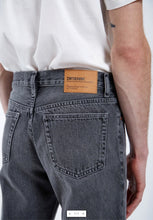 Cargar imagen en el visor de la galería, Dash - Mid Grey Used

