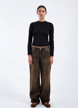 Load image into Gallery viewer, Hill - Jet Brown Used
