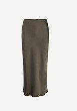 Cargar imagen en el visor de la galería, SAAGNETA LONG SKIRT - DEEP FOREST
