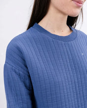 Cargar imagen en el visor de la galería, Sudadera Brava Gum Quilt Indigo
