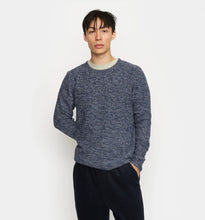Cargar imagen en el visor de la galería, Knit Sweater / 6009 - Blue Mix
