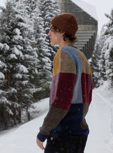 Cargar imagen en el visor de la galería, Knit Sweater / 6608 - Navy

