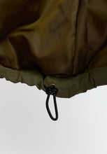 Load image into Gallery viewer, Hooded Jacket / 77339 - Army
