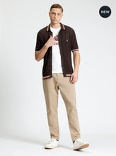 Cargar imagen en el visor de la galería, Open Texture Short Sleeve Button Through Shirt -Coffee
