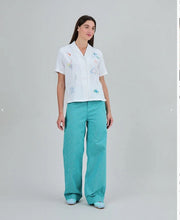 Load image into Gallery viewer, Blusa Aloha Chiringuito Bordado Blanco
