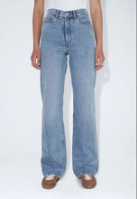 Load image into Gallery viewer, Echo High Straight - Bay Blue Jay
