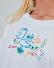 Load image into Gallery viewer, Camiseta Chiringuito Embroidery Oversize Blanca
